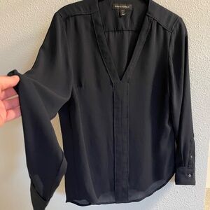 Banana Republic Navy Flowy V neck Long Sleeve Top Blouse SP Small Petite